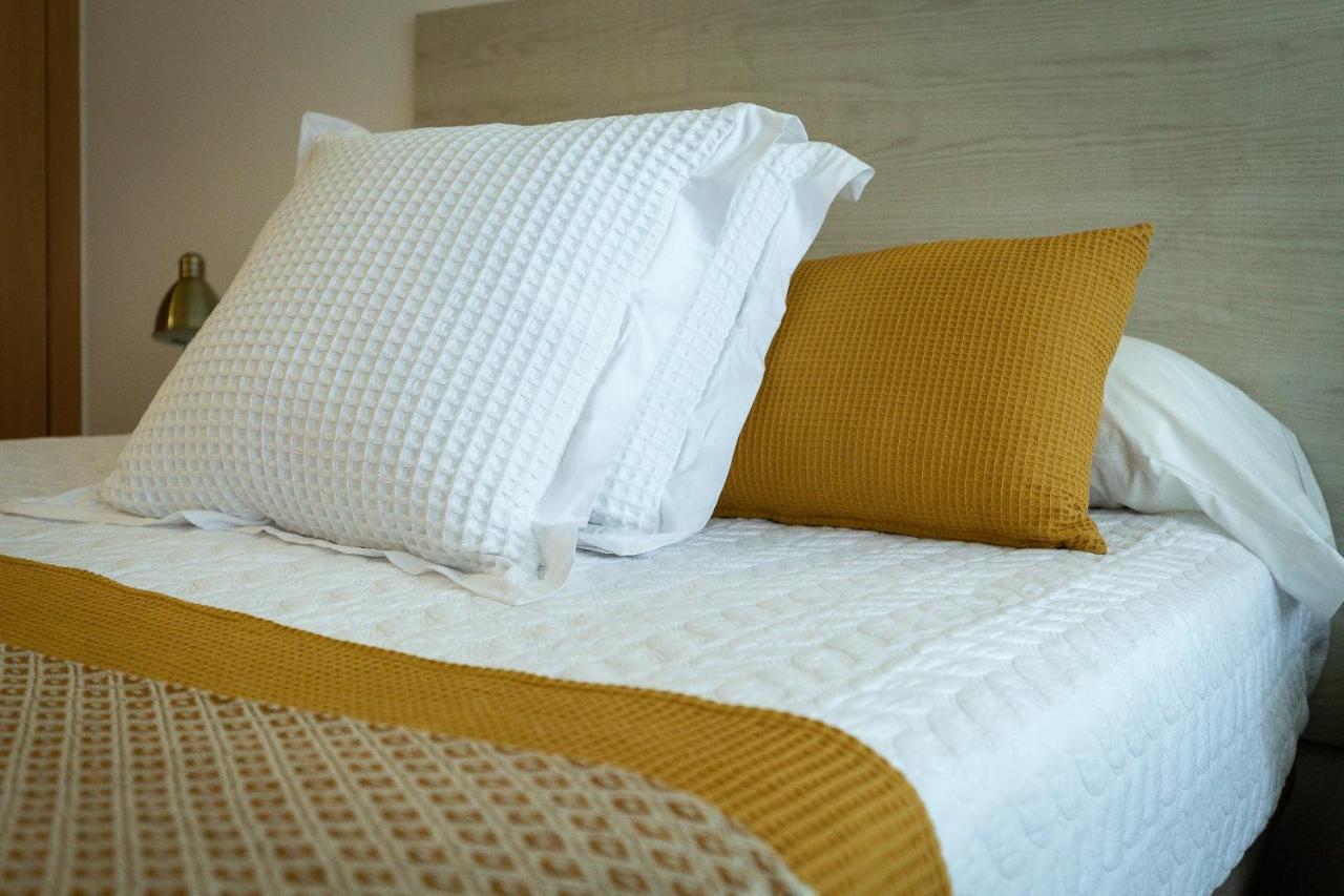 Nido 550 Garbi Apartment Roses Bagian luar foto